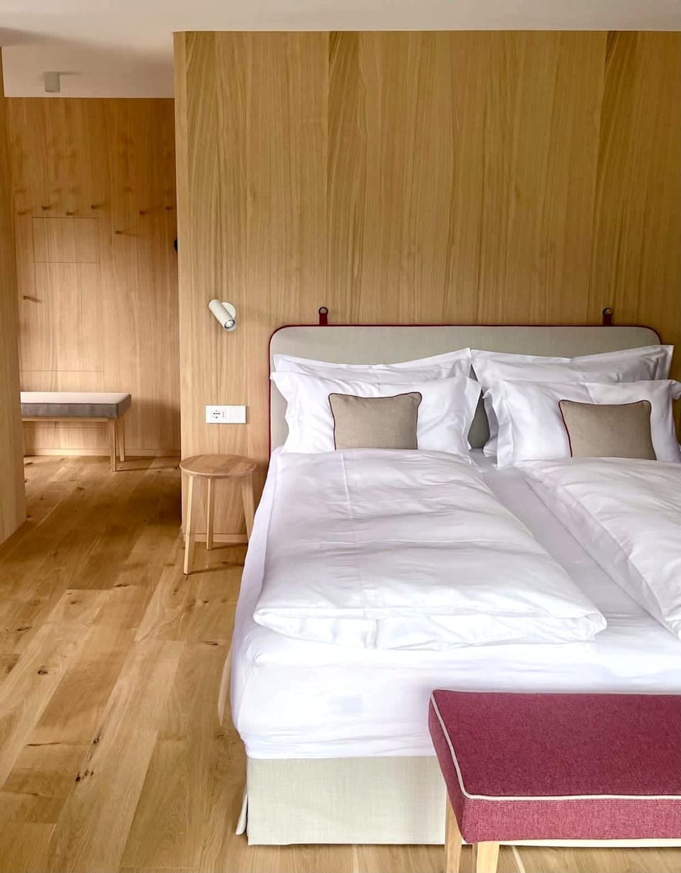 Surrounded by green - Luxury Chalet at the foot of the Dolomites Apartment in La Villa