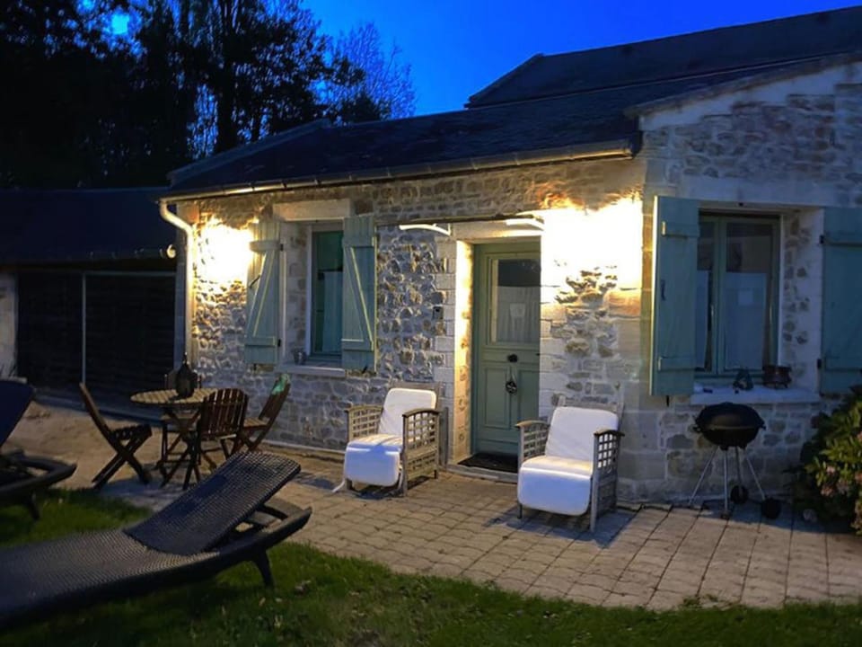 Property building, Balcony/Terrace