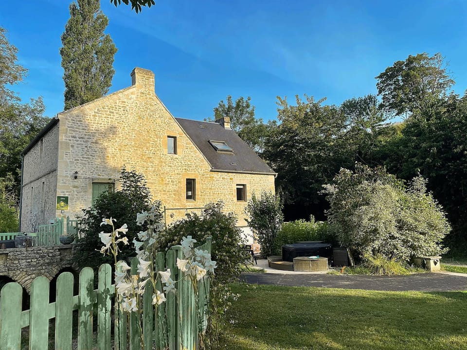 Property building, Garden