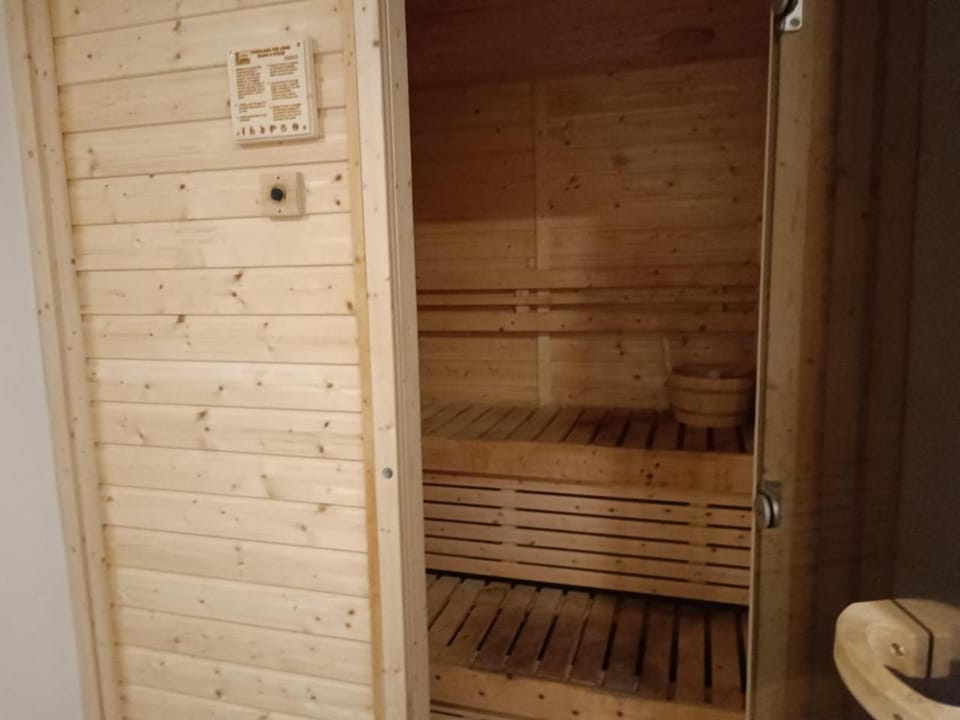Sauna, Sauna, Steam room, Spa and wellness centre/facilities