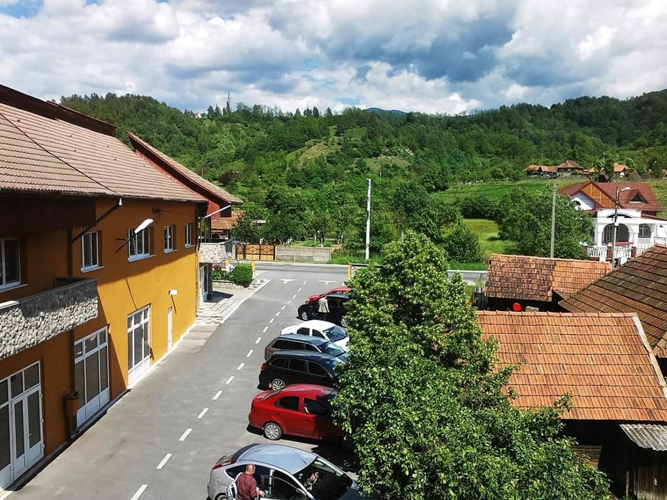 Street view, Parking