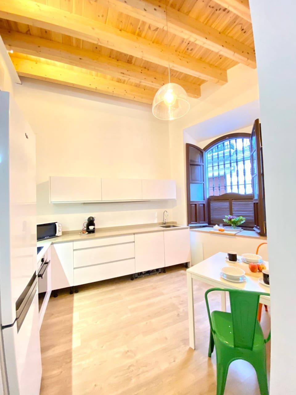 Top-notch downtown house with private rooftop terrace and parking opt Villa in Seville