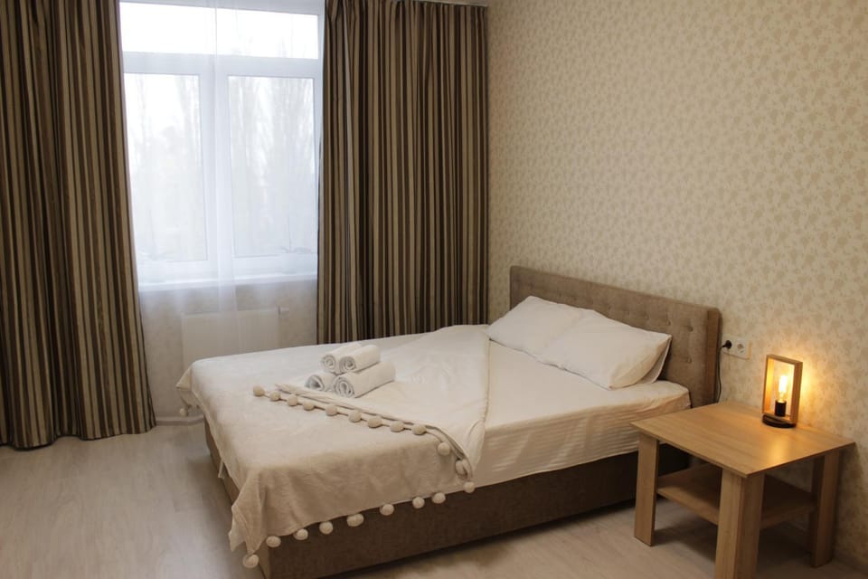 Photo of the whole room, Decorative detail, Decorative detail