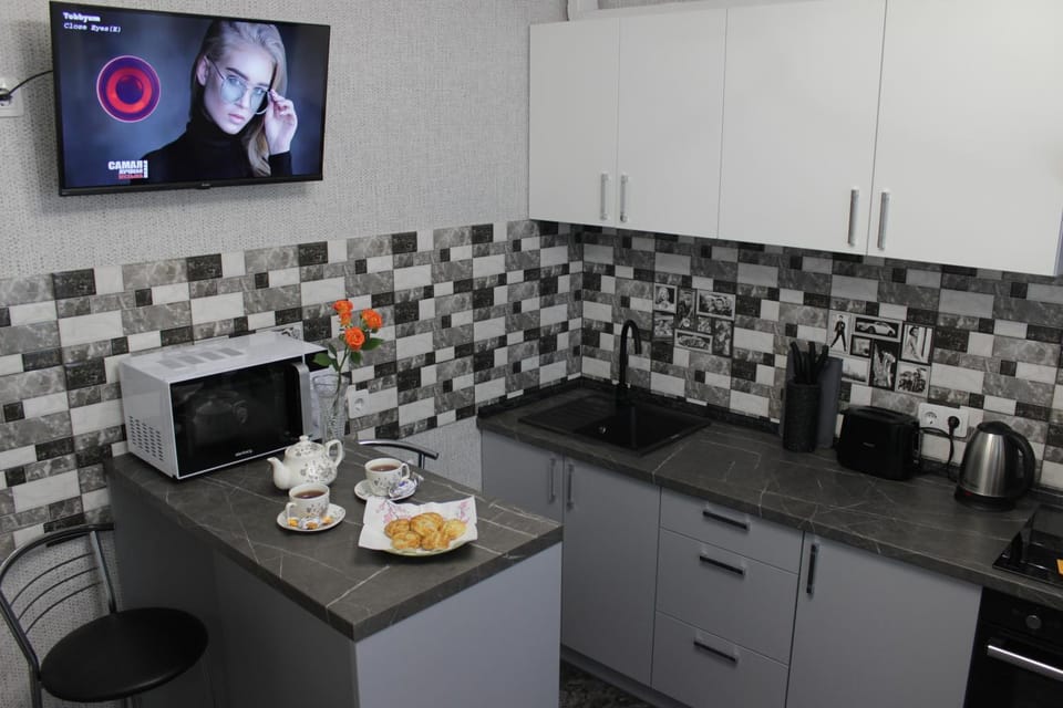 Kitchen or kitchenette, Communal kitchen, kitchen, kitchen
