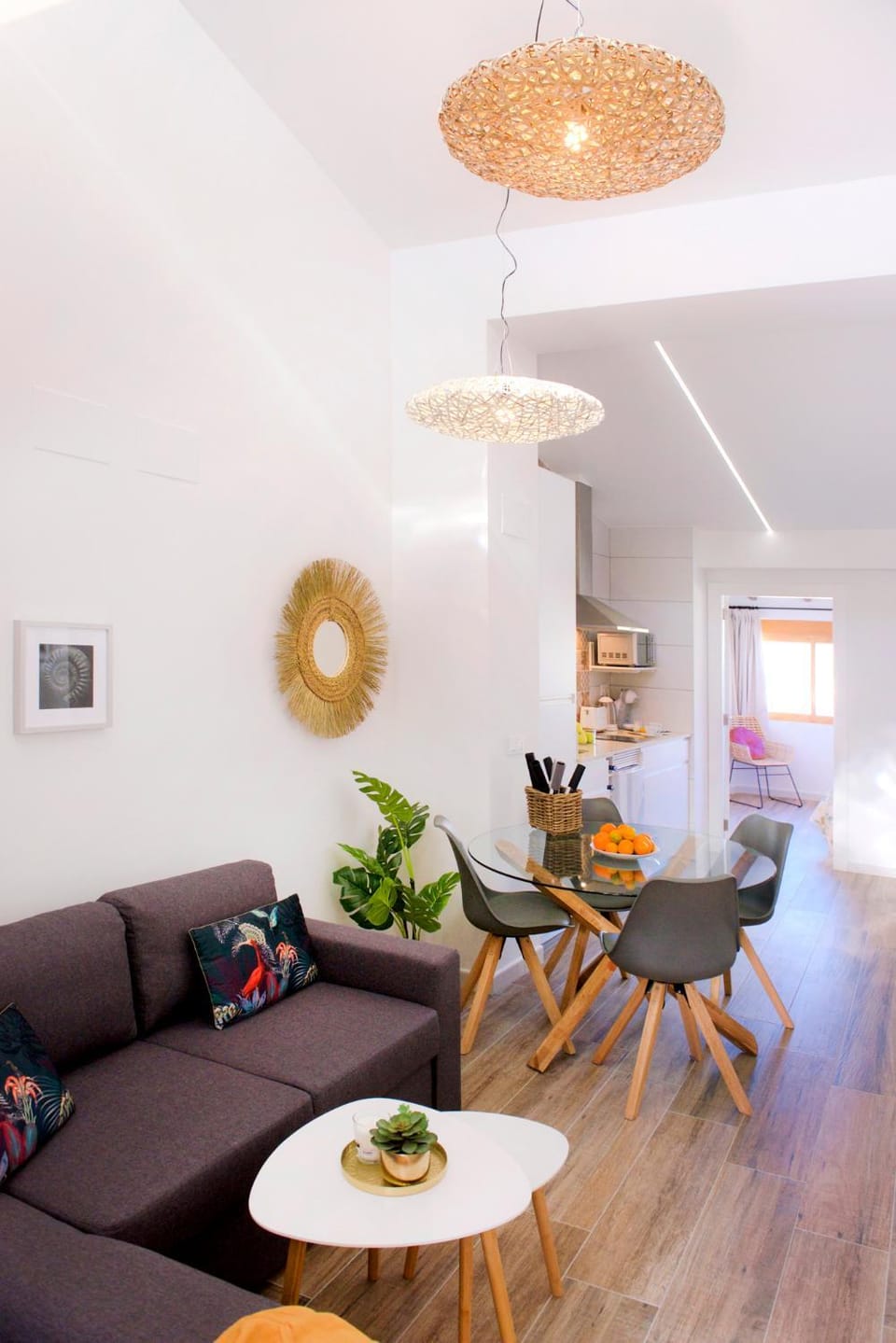 Living room, Dining area