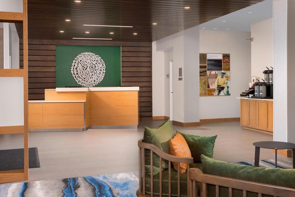 Lobby or reception, Lobby or reception