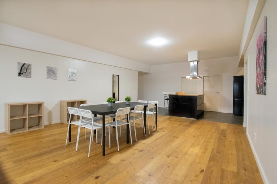 Living room, Dining area, kitchen