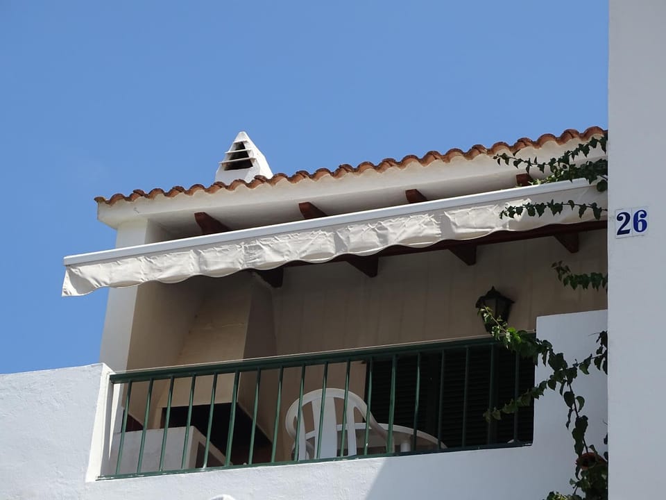 Property building, Balcony/Terrace
