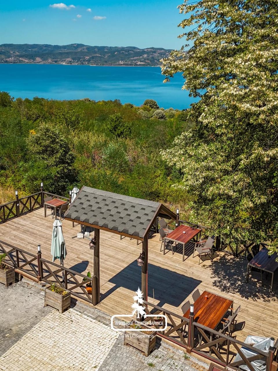 Natural landscape, View (from property/room), Balcony/Terrace, Lake view