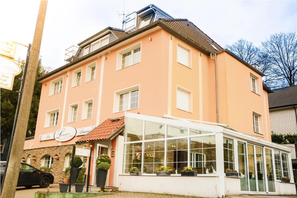 Langerfelder Hof Hotel in Wuppertal