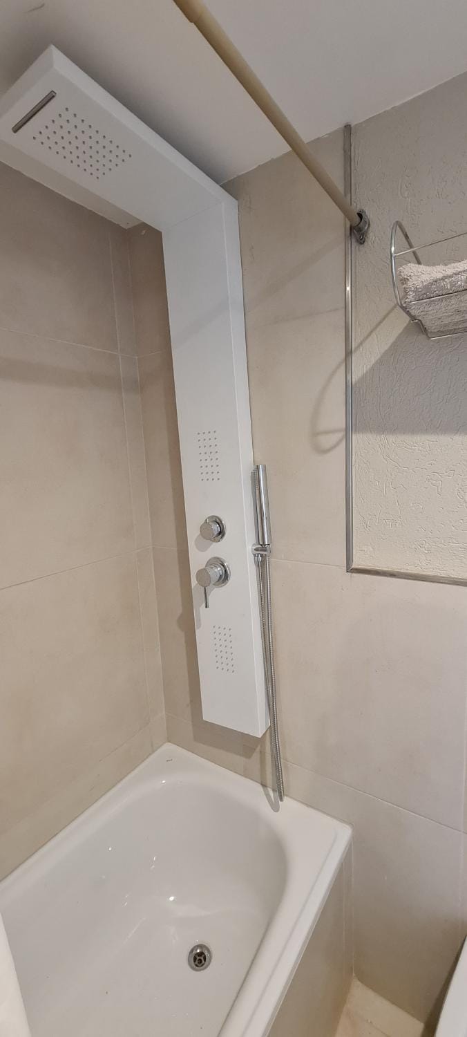 Shower, Bathroom