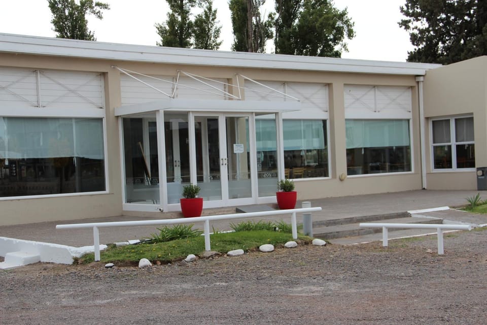Property building, Patio, Facade/entrance