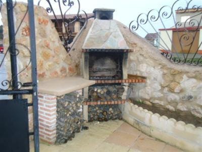 BBQ facilities, Garden, Balcony/Terrace