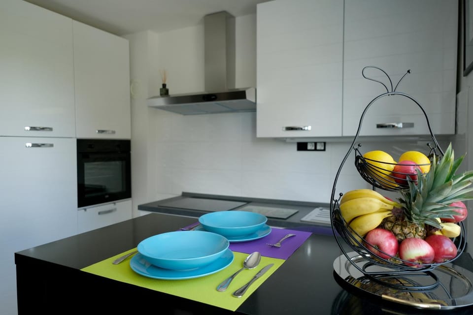 Kitchen or kitchenette, pet friendly, stove