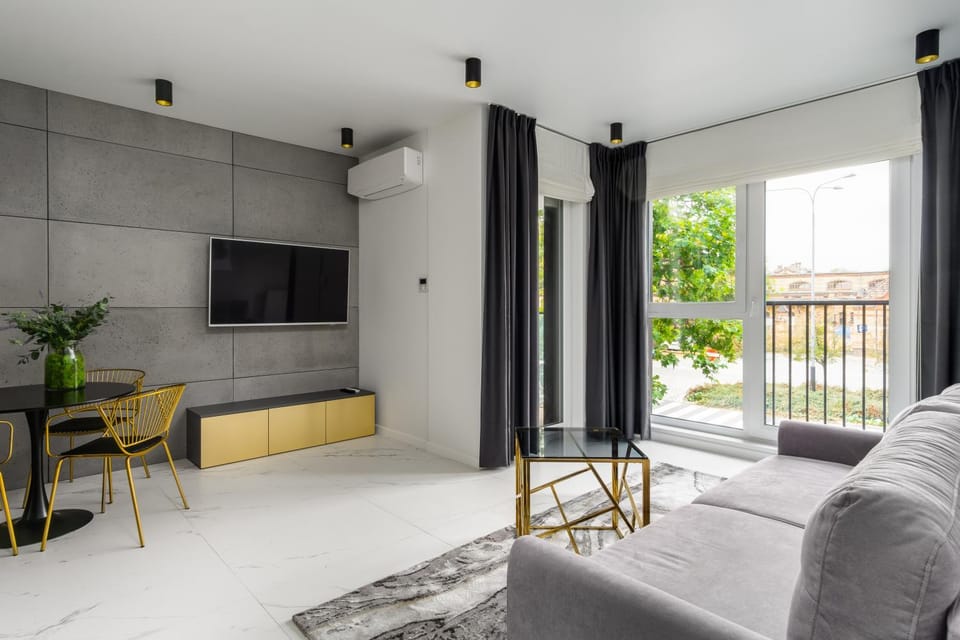 Communal lounge/ TV room, TV and multimedia, Living room, Seating area