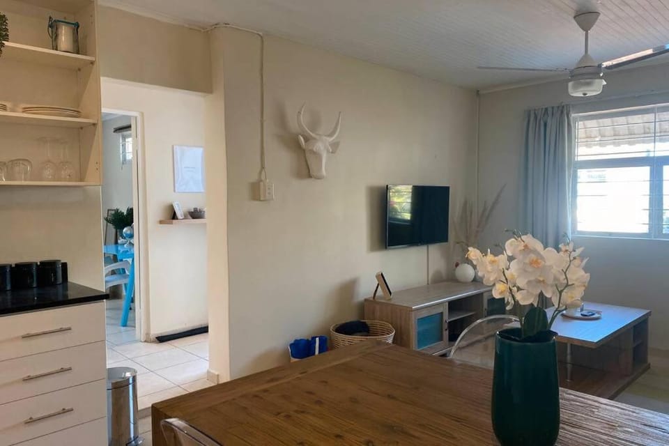 Odenvillea Guest Cottage Apartment in Umhlanga