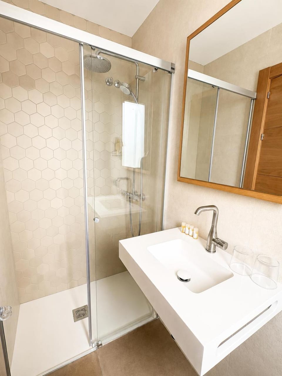 Hostal Ibaisek Bed and Breakfast in Navarre