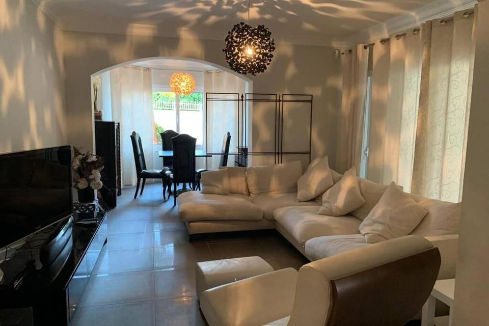 Villa Luis Villa in Playa de las Americas