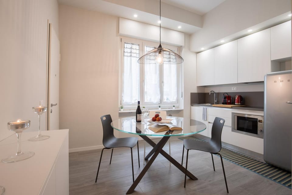 Kitchen or kitchenette, Dining area, Lunch