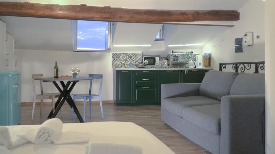 Via Garibaldi 75 - Attic sea view Apartment in Camogli