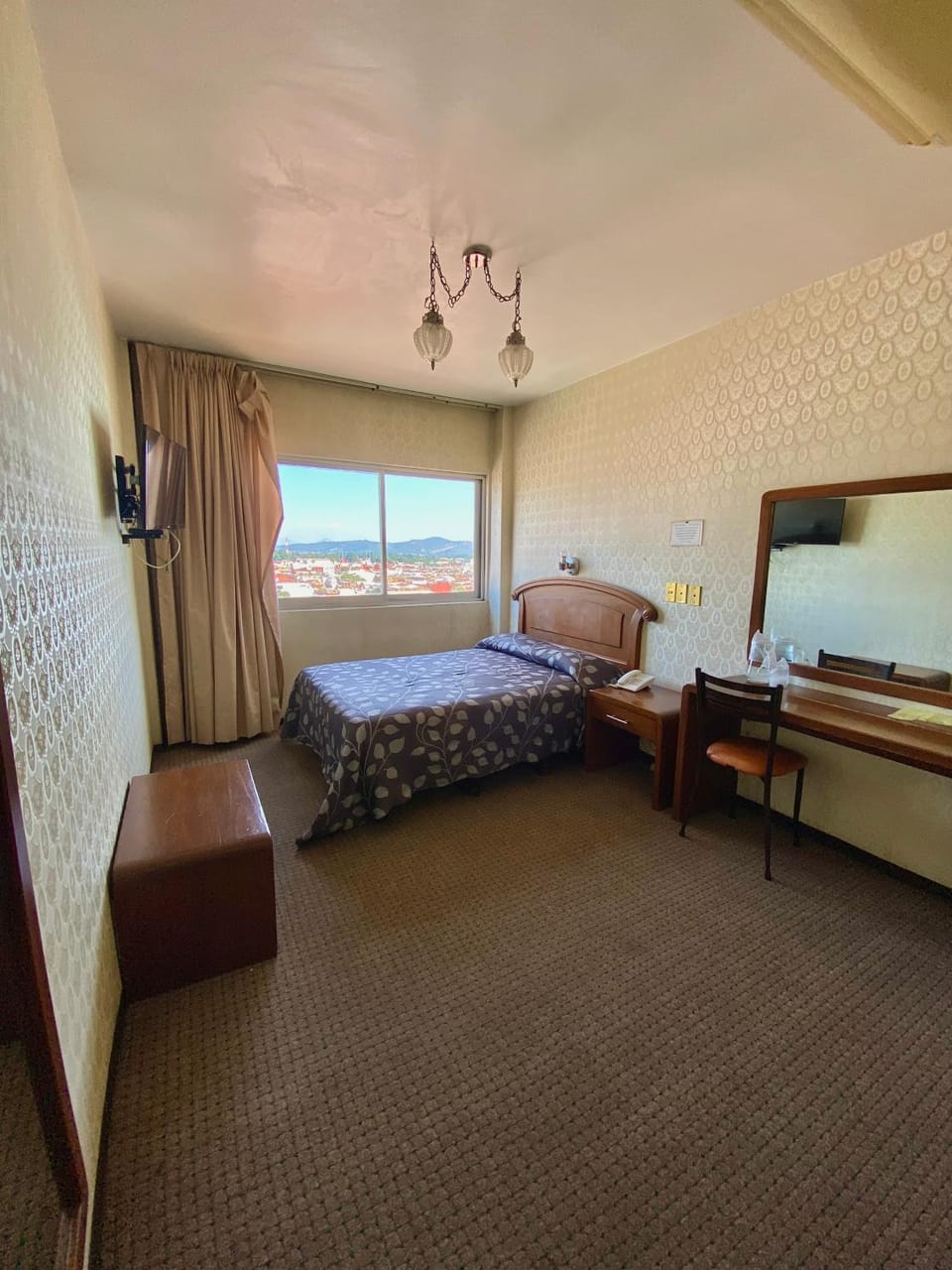 Bed, TV and multimedia, Photo of the whole room, Seating area