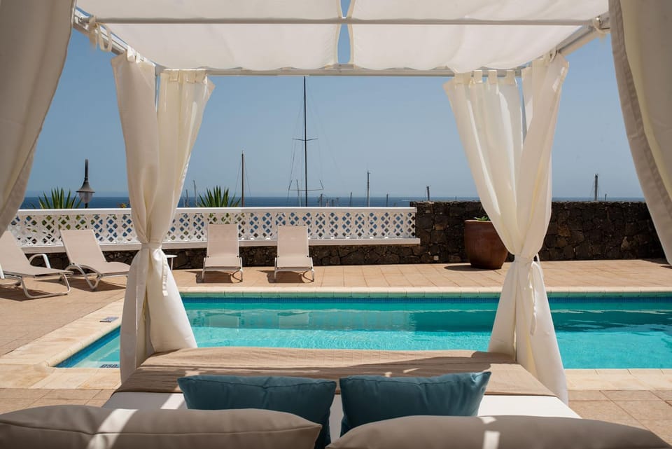 Sea view, Swimming pool