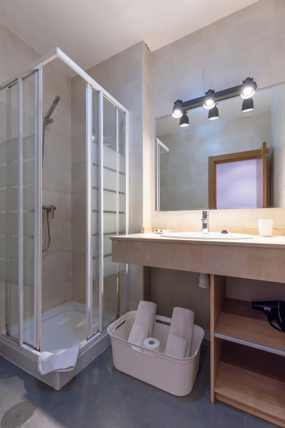 THE COOL FLAT Apartment in Llanes