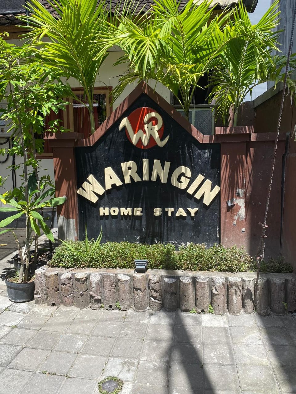 Waringin Homestay Bed and Breakfast in Kuta