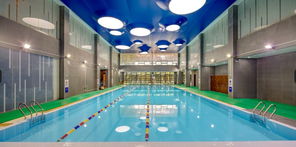 Swimming pool, Swimming pool