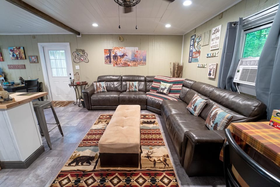 Roscoe Cottage Pet Friendly House in Pennsylvania
