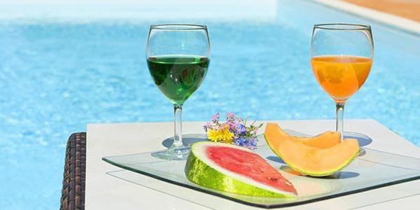 Swimming pool, Drinks