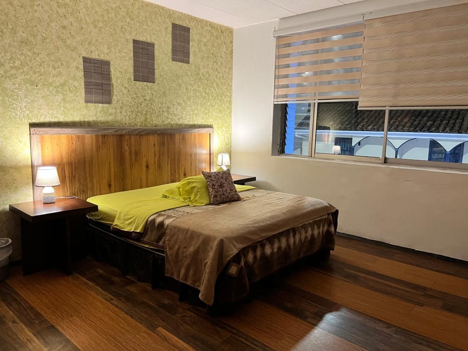 Casa Perla Cuencana Hostal Bed and Breakfast in Cuenca
