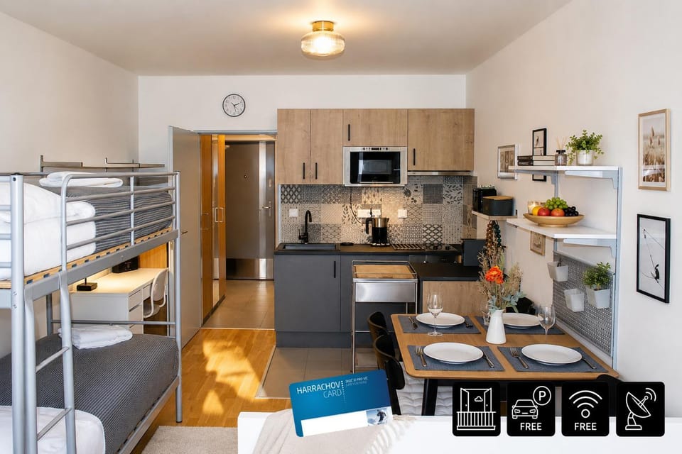Bed, Coffee/tea facilities, Kitchen or kitchenette, Photo of the whole room, Dining area, dishwasher, minibar, oven, stove, toaster, kitchen