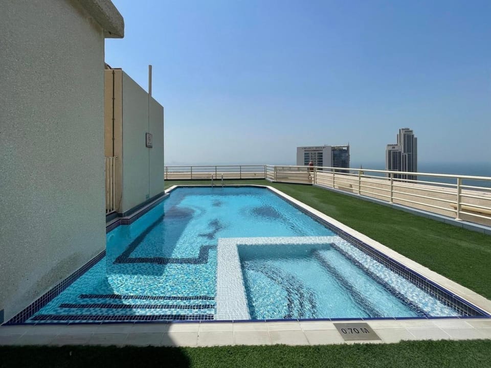 Property building, Swimming pool