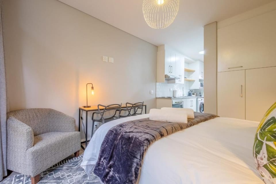 Lemon Rind - 16 Eikehoff Apartment in Stellenbosch