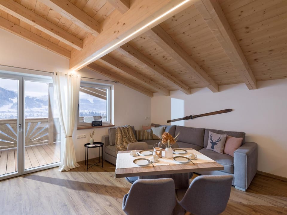 Natural landscape, Living room, Seating area, Dining area, Mountain view