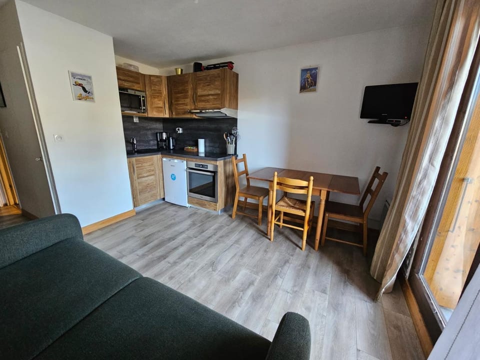 Living room, kitchen