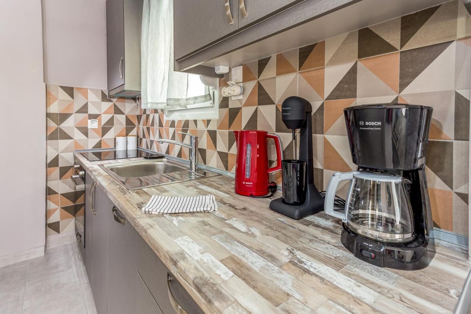 Coffee/tea facilities, kitchen