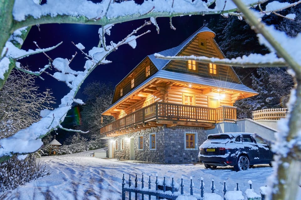 Property building, Winter
