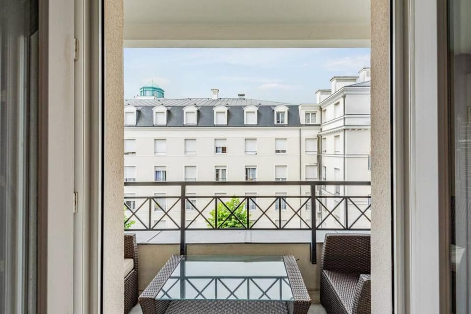 Cour royal apartment near Disneyland BMYGUEST Apartment in Chessy