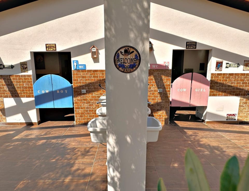 AGRICAMPEGGIO - SOLO PIAZZOLE VUOTE - Agriturismo Passione Natura Campground/ 
RV Resort in Province of Foggia