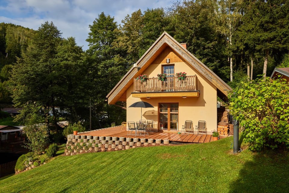 Property building, Natural landscape, Garden