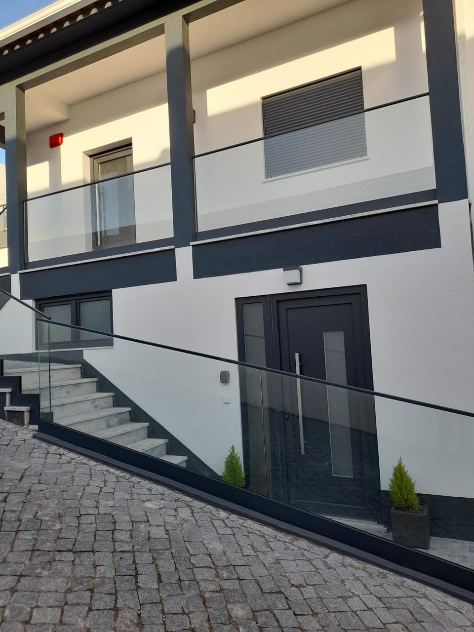 Facade/entrance