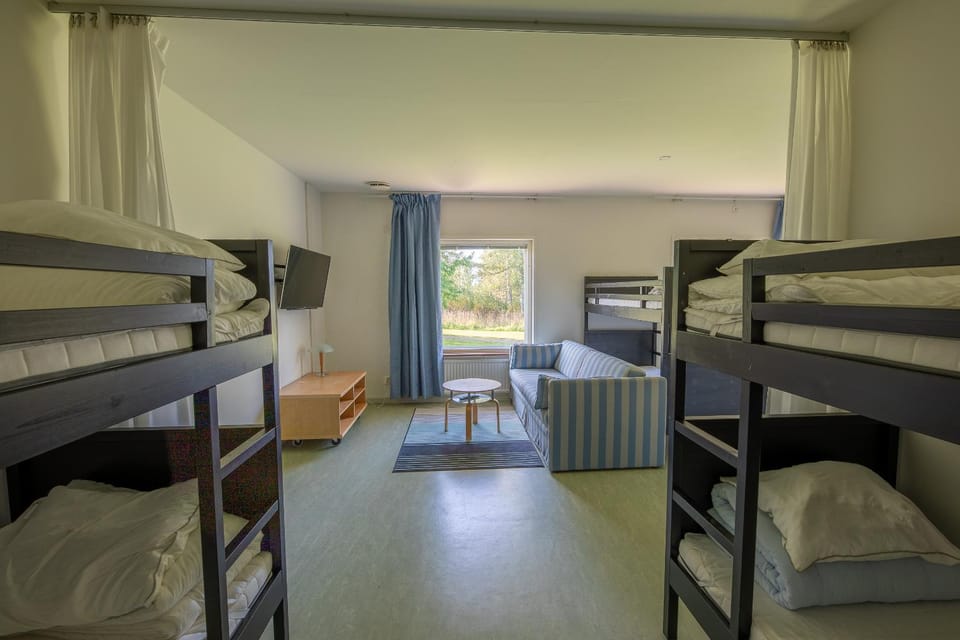 bunk bed
