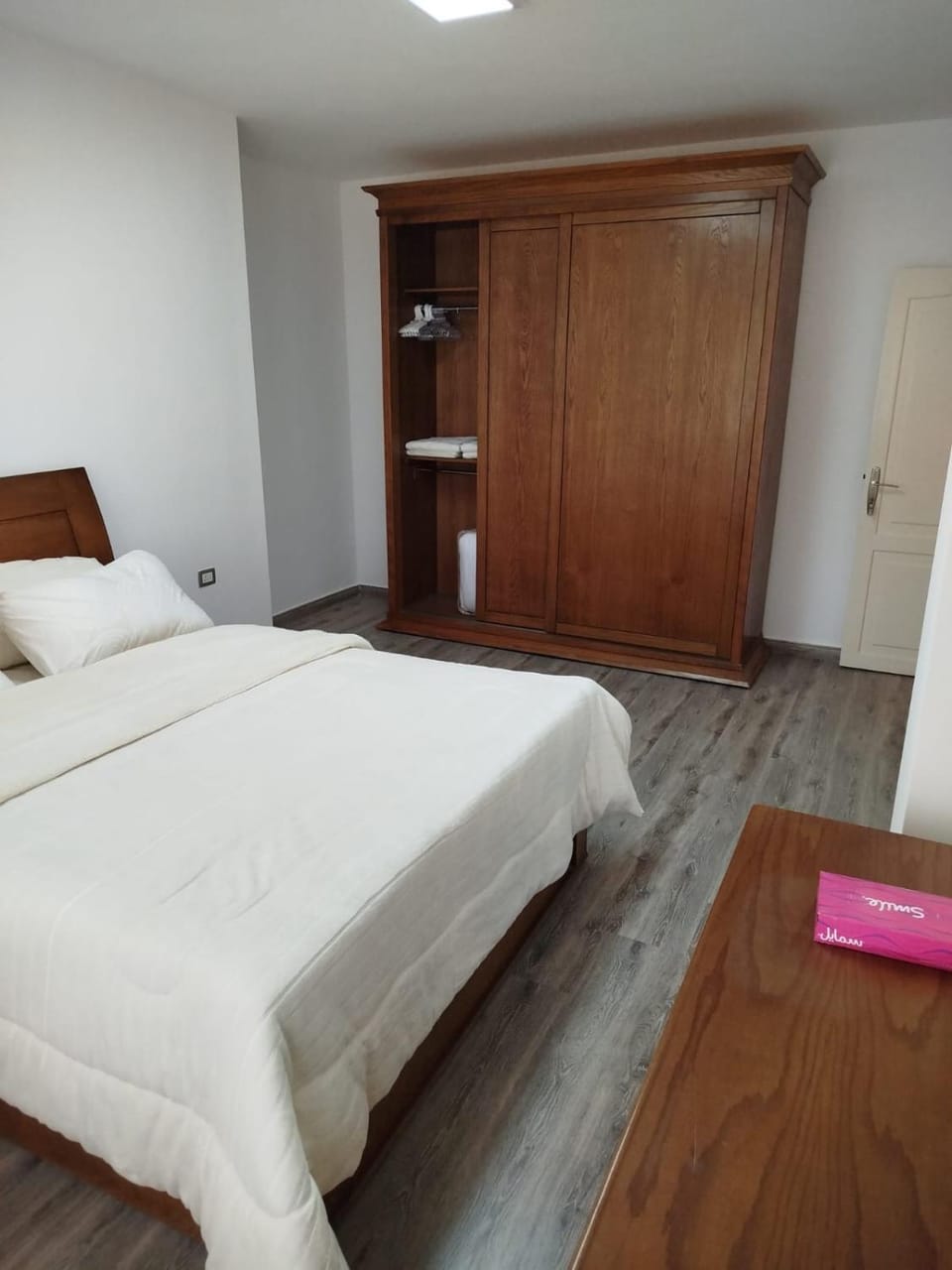 Bedroom, wardrobe