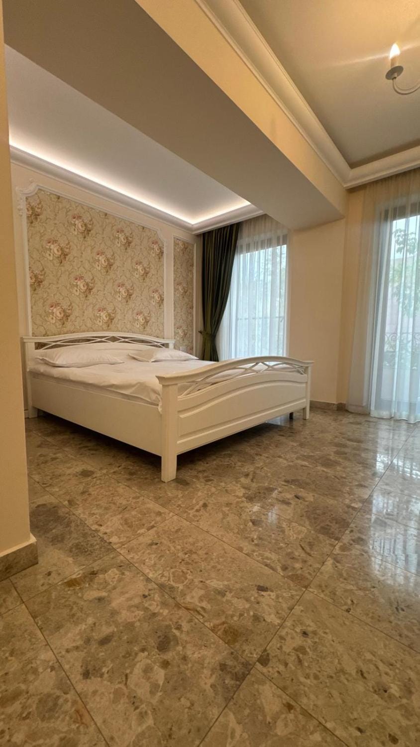 Kaleidoscope Boutique Hotel Bed and Breakfast in Craiova