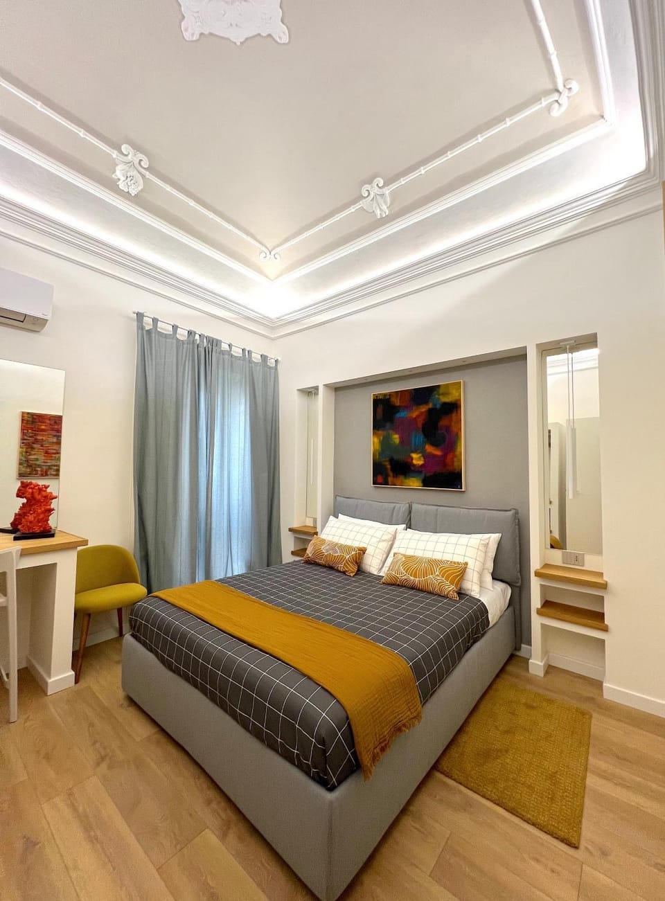 Bed, Photo of the whole room, Bedroom, internet, air conditioner