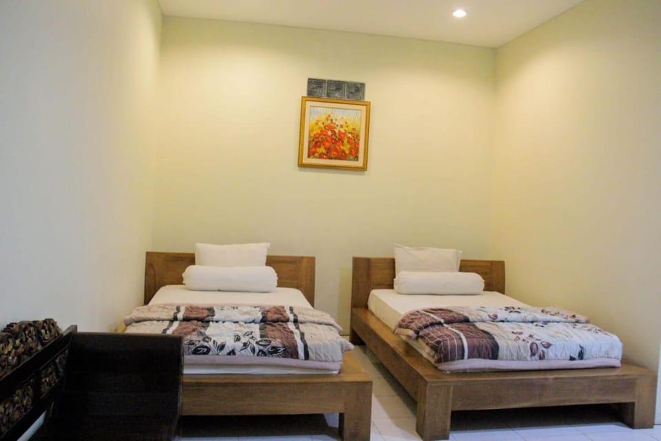 Putri Homestay Vacation rental in Denpasar