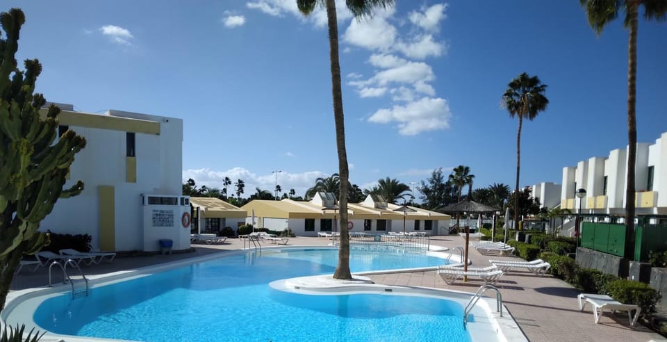 Swimming pool, Public Bath