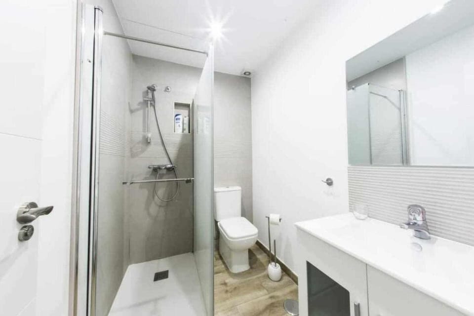 Céntrico apartamento entre Sol, Ópera y Pza Mayor Apartment in Centro